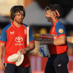 How a Popular Bowler Can Change the Mood of a Match Screen
