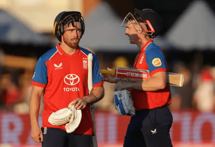 How a Popular Bowler Can Change the Mood of a Match Screen